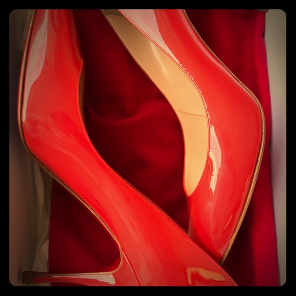 Christian Louboutin - Picture 1 of 3
